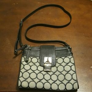 Nine West purse